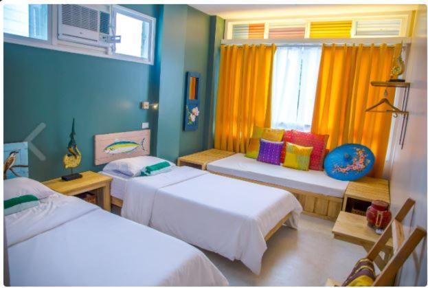 Flotsam And Jetsam Artist Beach Hostel San Juan  Luaran gambar